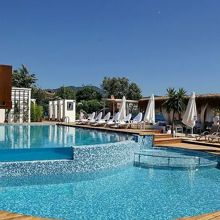 Moon Beach Otel *